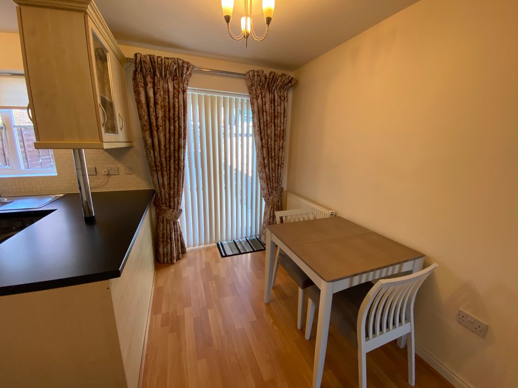 Property photo 3 of 13 Dining Room