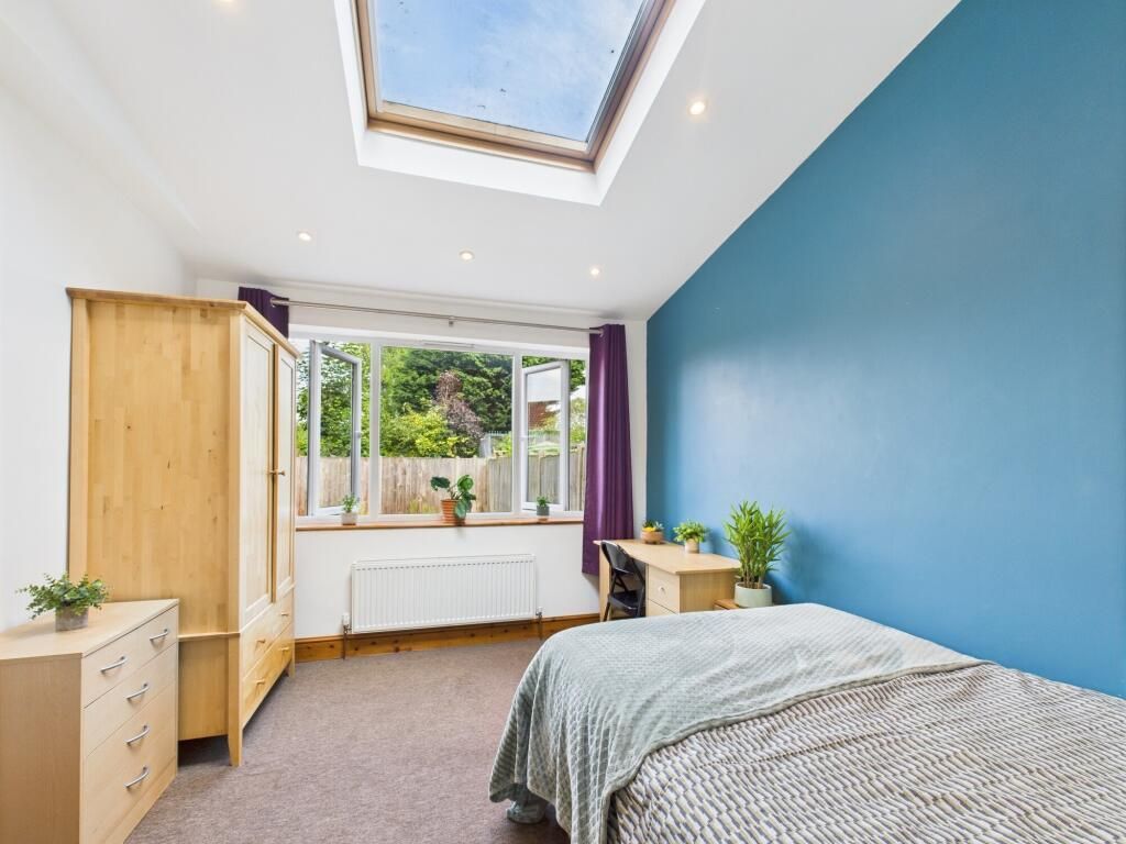 Property photo 3 of 21 Image