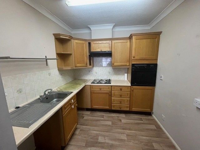 Property photo 1 of 16