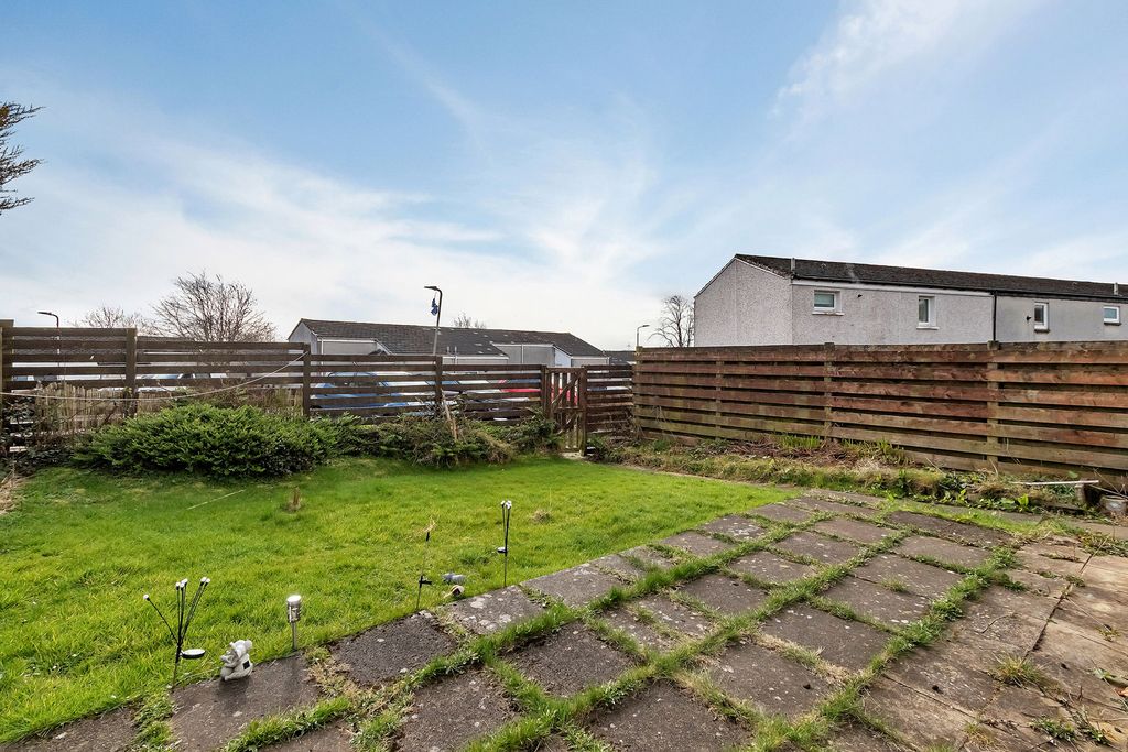 Property photo 3 of 24