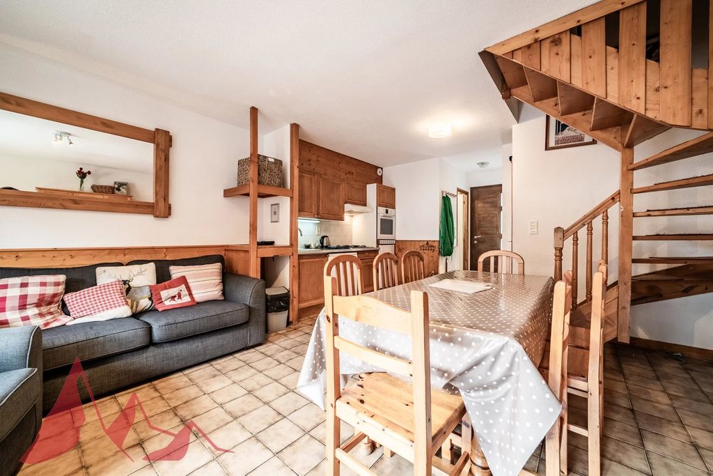 Property photo 2 of 22