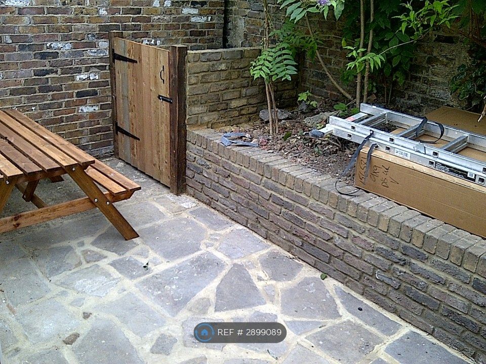 Property photo 2 of 14 Garden