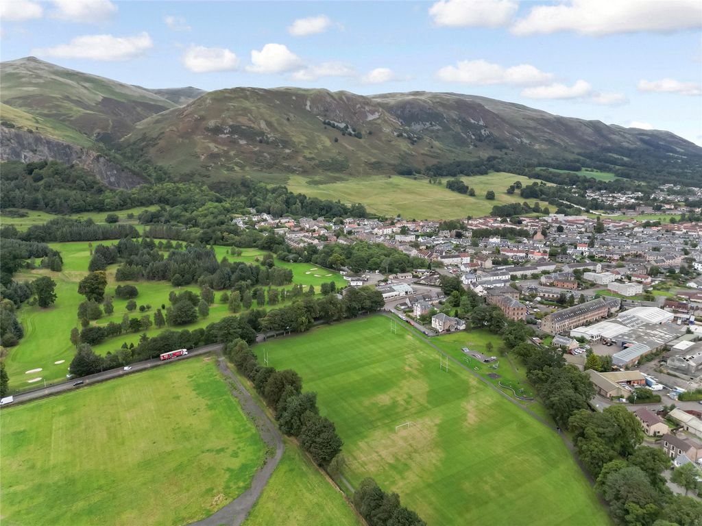 Property photo 2 of 41 Drone