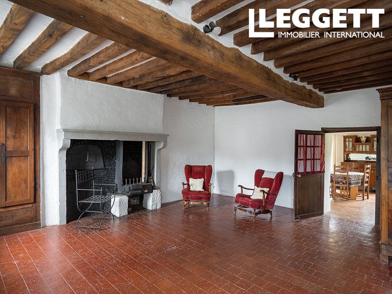 Property photo 3 of 10