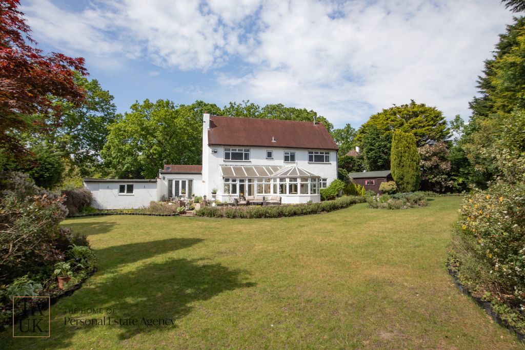 Property photo 2 of 16