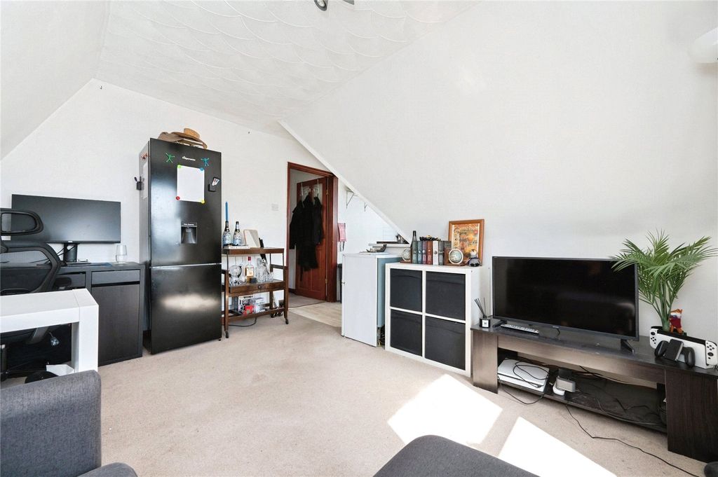 Property photo 2 of 10 Picture No. 39