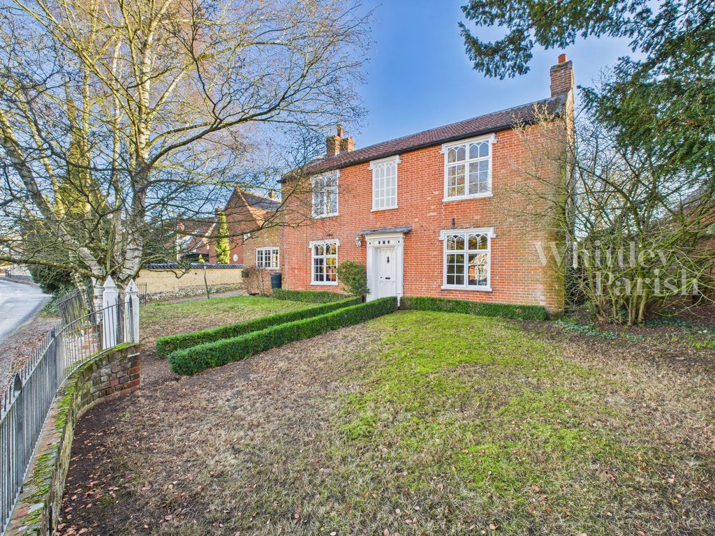 Property photo 2 of 19