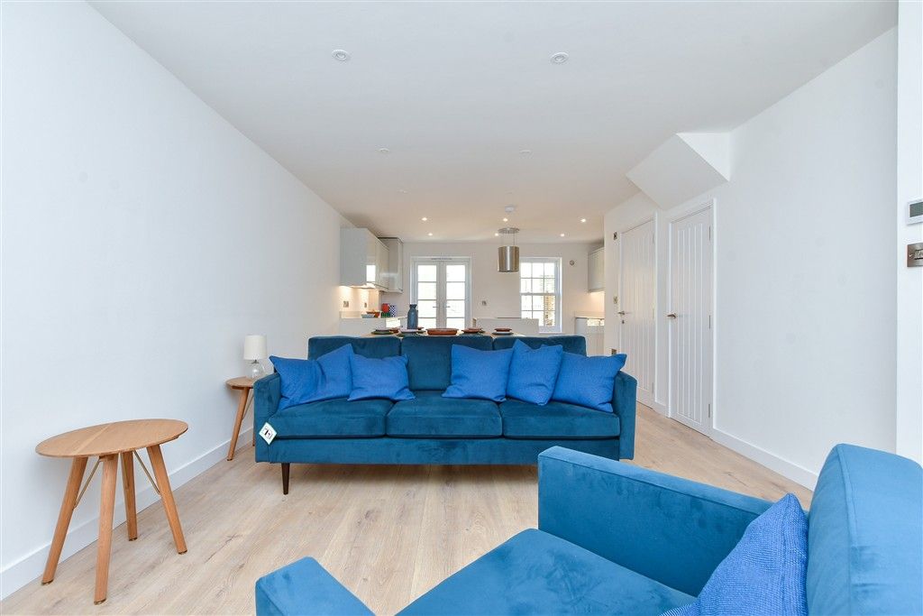 Property photo 2 of 13 Lounge/Diner