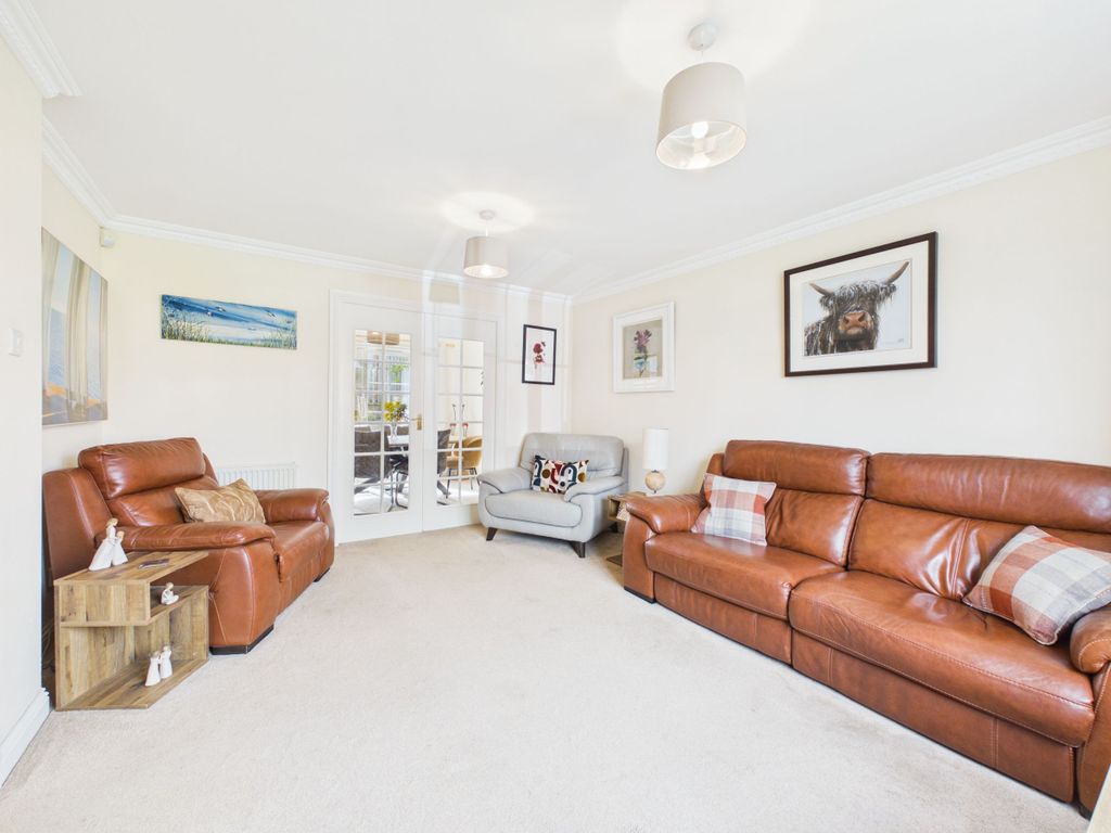 Property photo 2 of 23