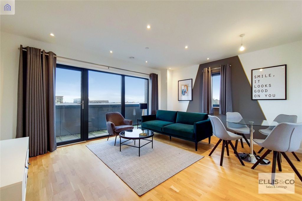 Property photo 1 of 12 Picture No. 08