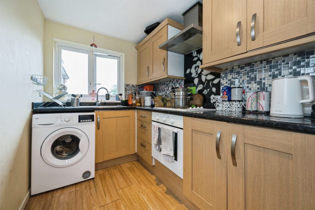 Property photo 3 of 11