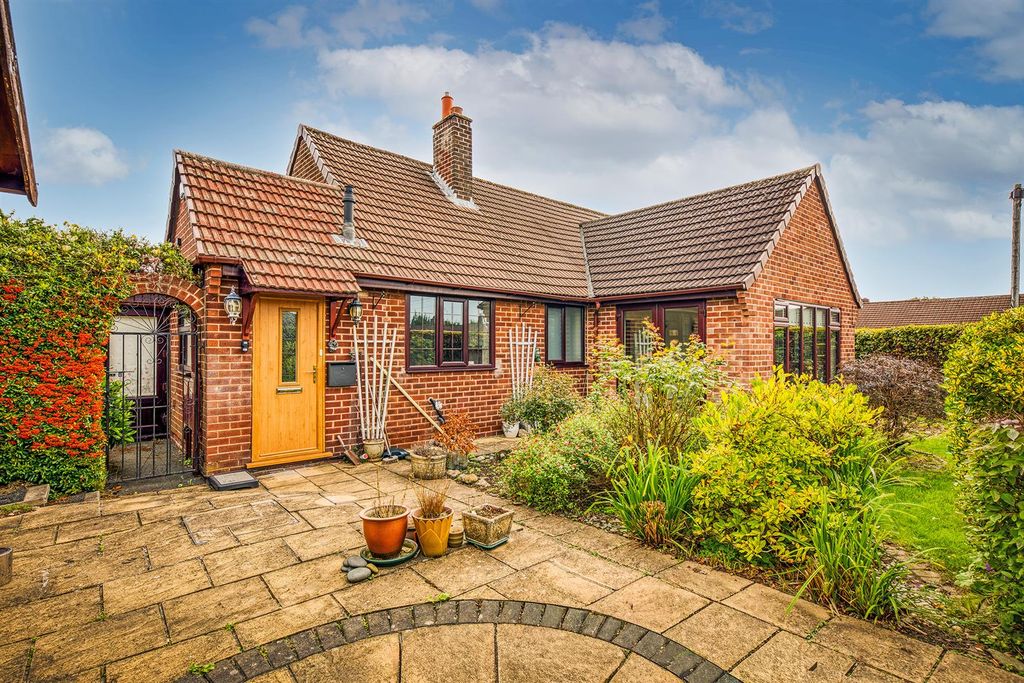 Property photo 1 of 38