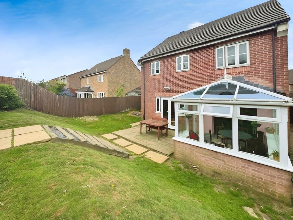 Property photo 2 of 23
