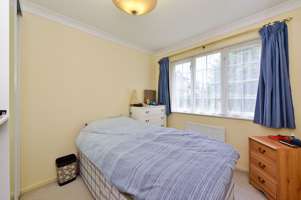 Property photo 3 of 7