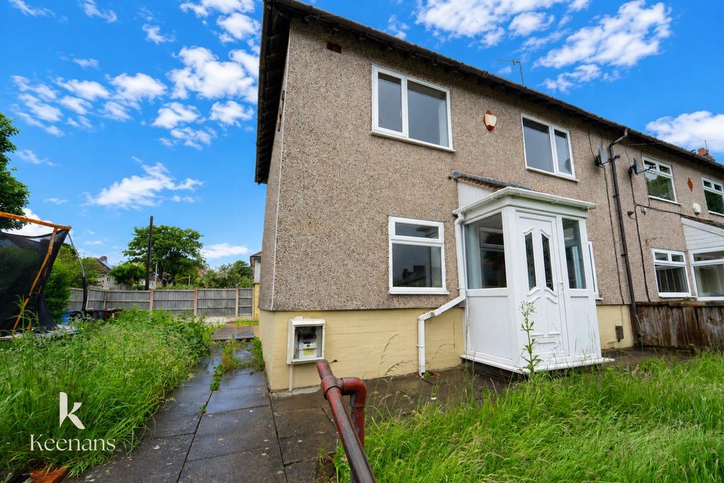 Property photo 1 of 32 Tennyson-15.Png