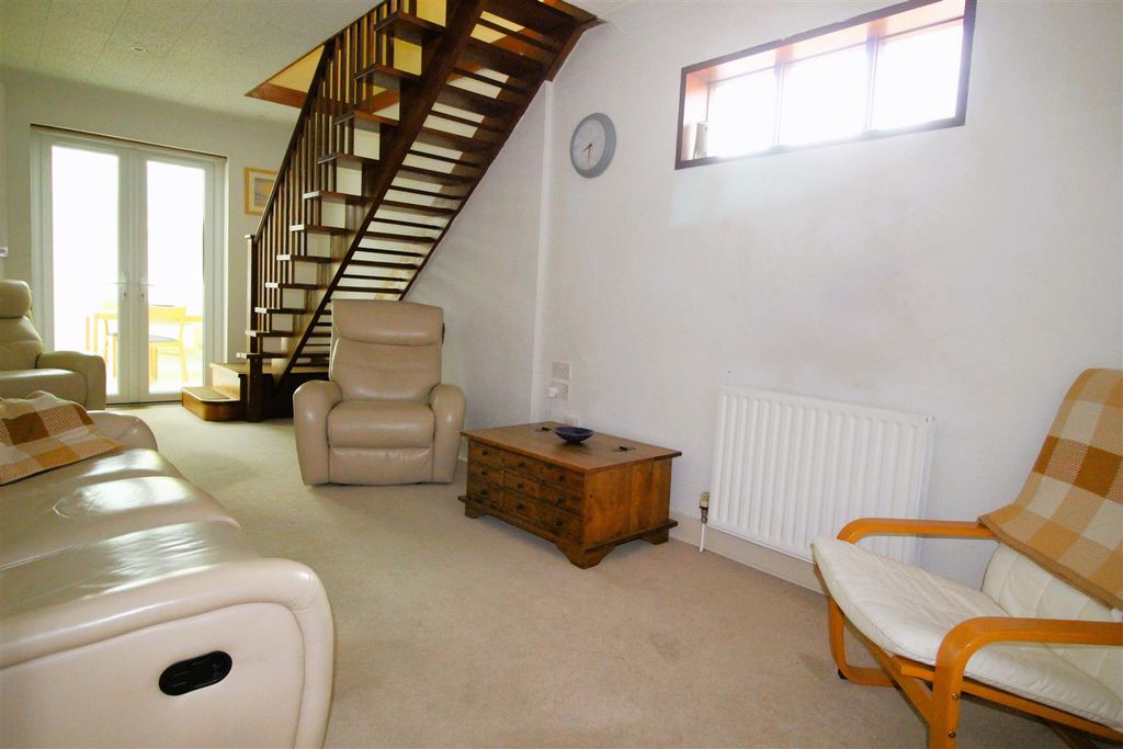Property photo 3 of 17 Img_3748.Jpg