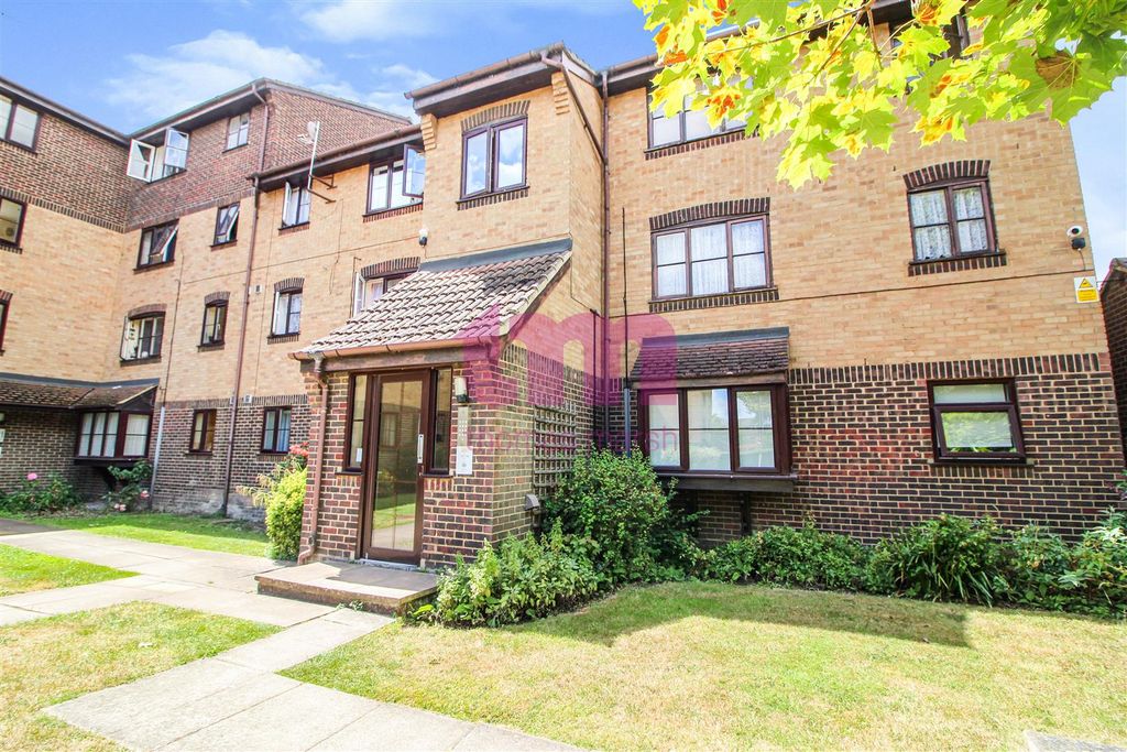 Property photo 1 of 5