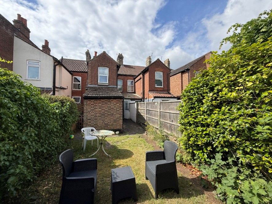 Property photo 2 of 13