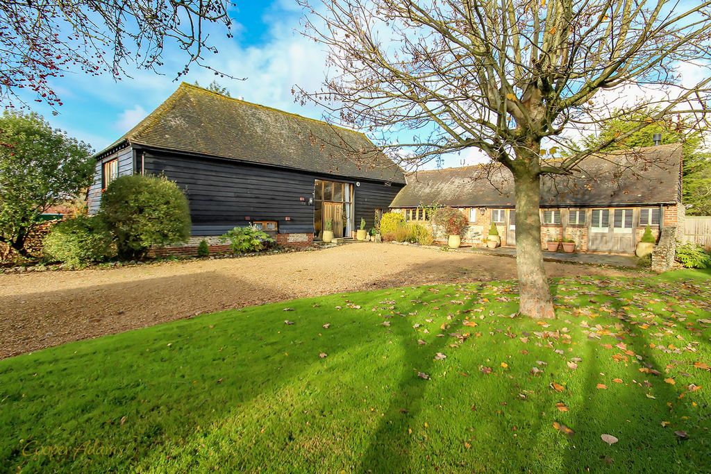 Property photo 1 of 22 Front