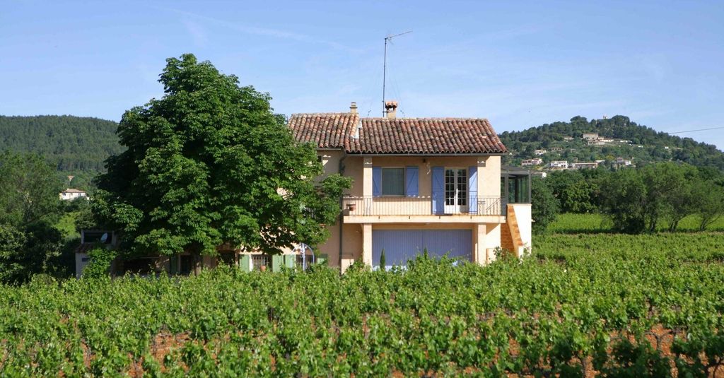 Property photo 1 of 6 Wine Estate With House And Côtes De Provence Aop Vineyards - Preserved Rural Environment