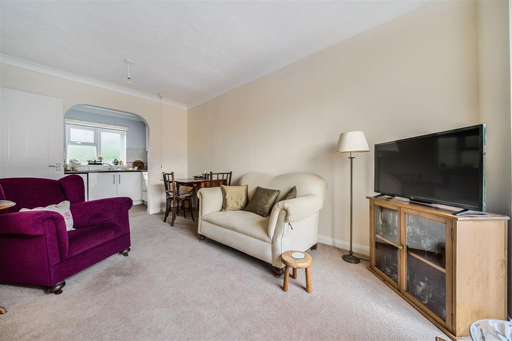 Property photo 3 of 12 Living Room