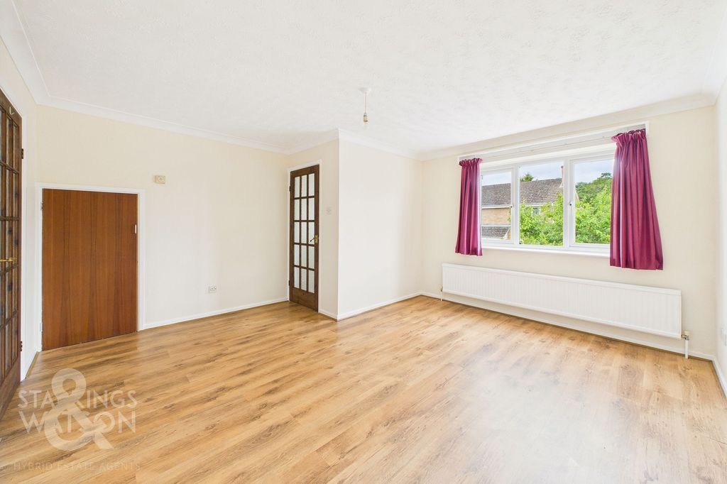 Property photo 3 of 19