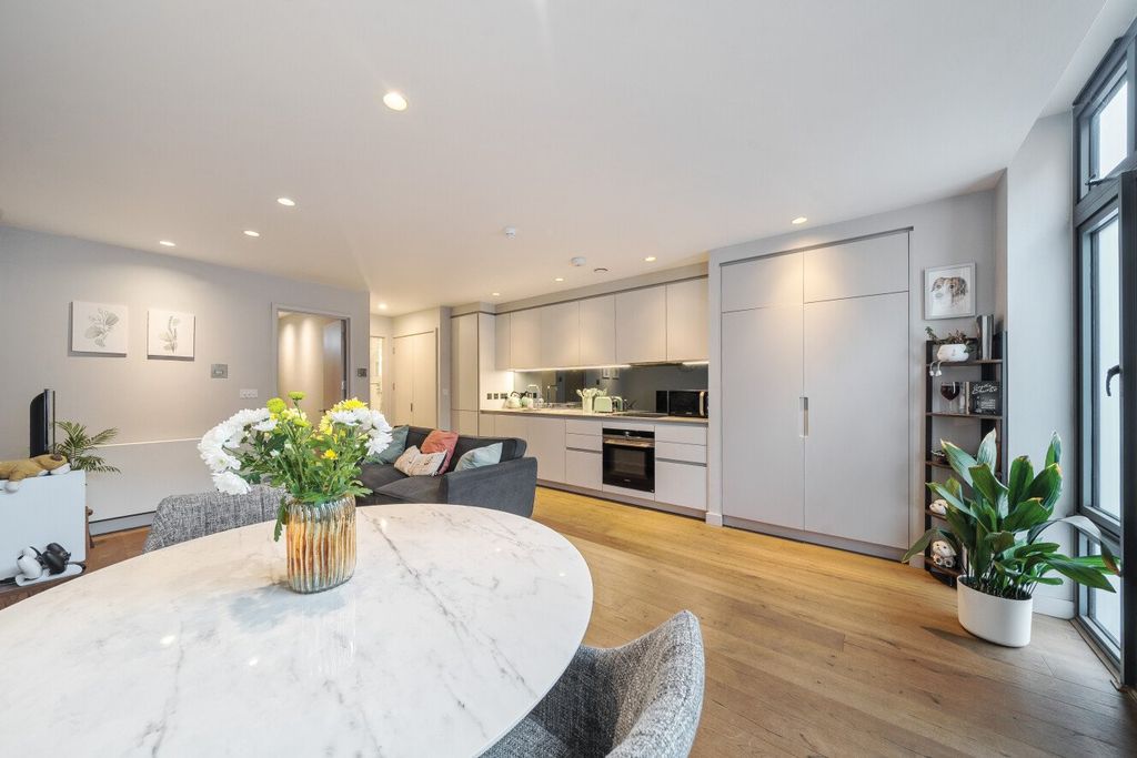 Property photo 1 of 8 Picture No. 04