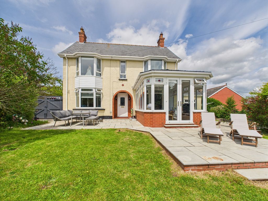 Property photo 1 of 36