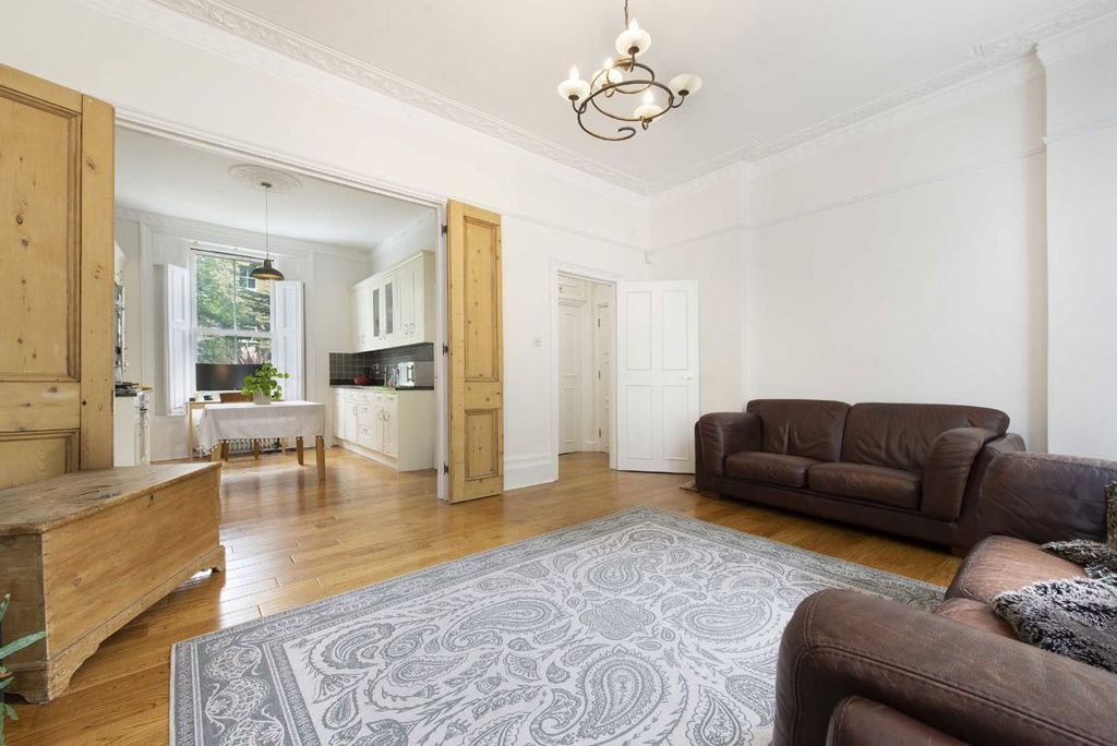 Property photo 2 of 8