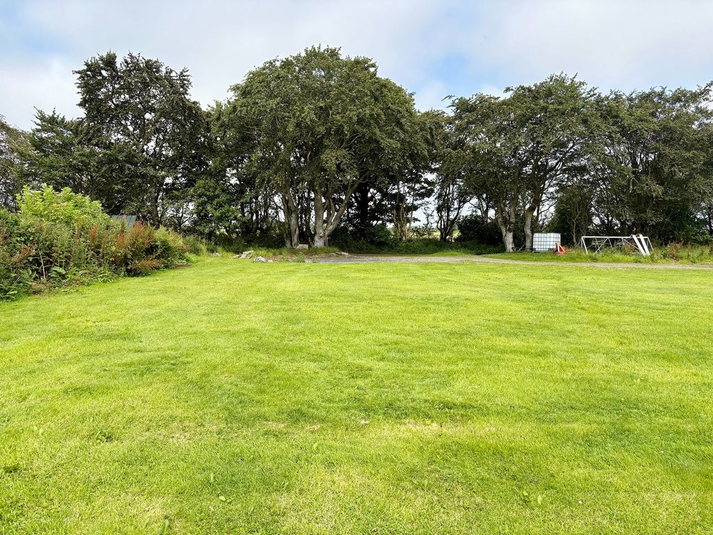 Property photo 2 of 5 Not Specified
