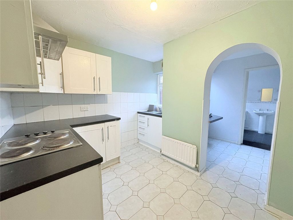 Property photo 2 of 9 Picture No. 06