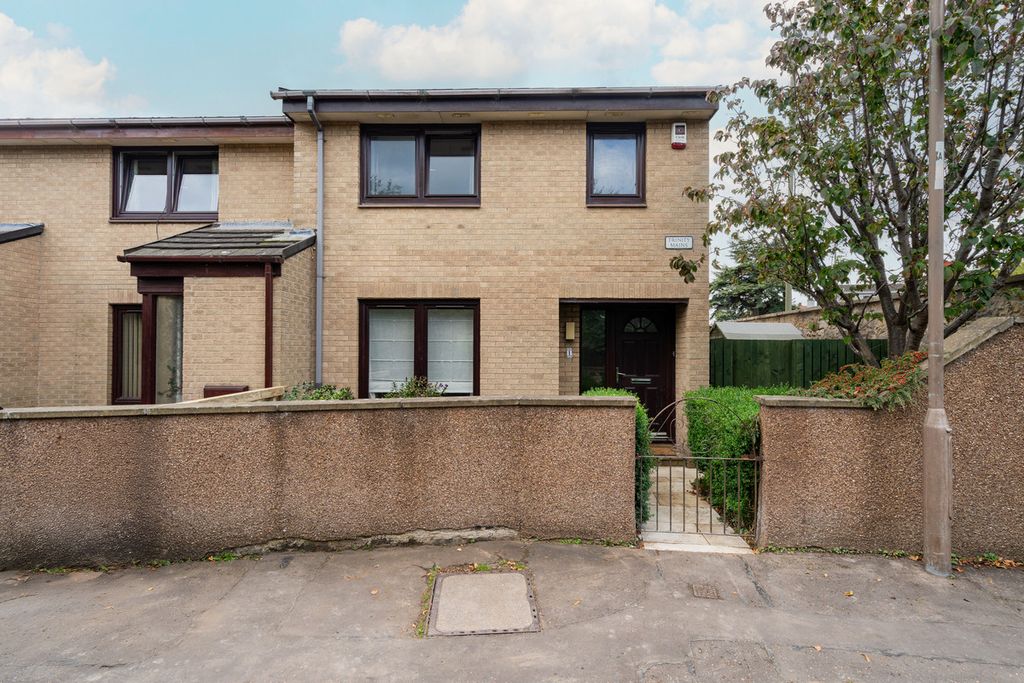 Property photo 1 of 35