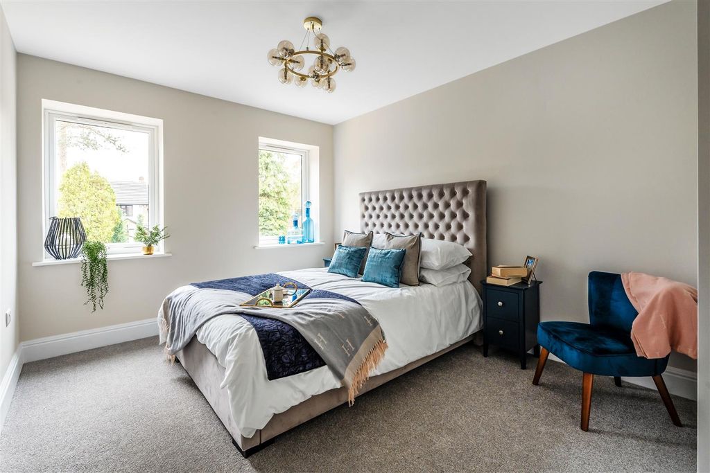 Property photo 2 of 13 Flat-5-One-Parkers-Hill-5.Jpg
