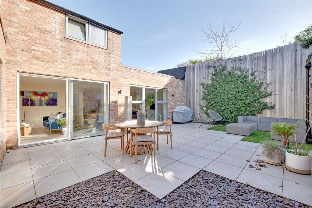 Property photo 3 of 24 Picture No. 22