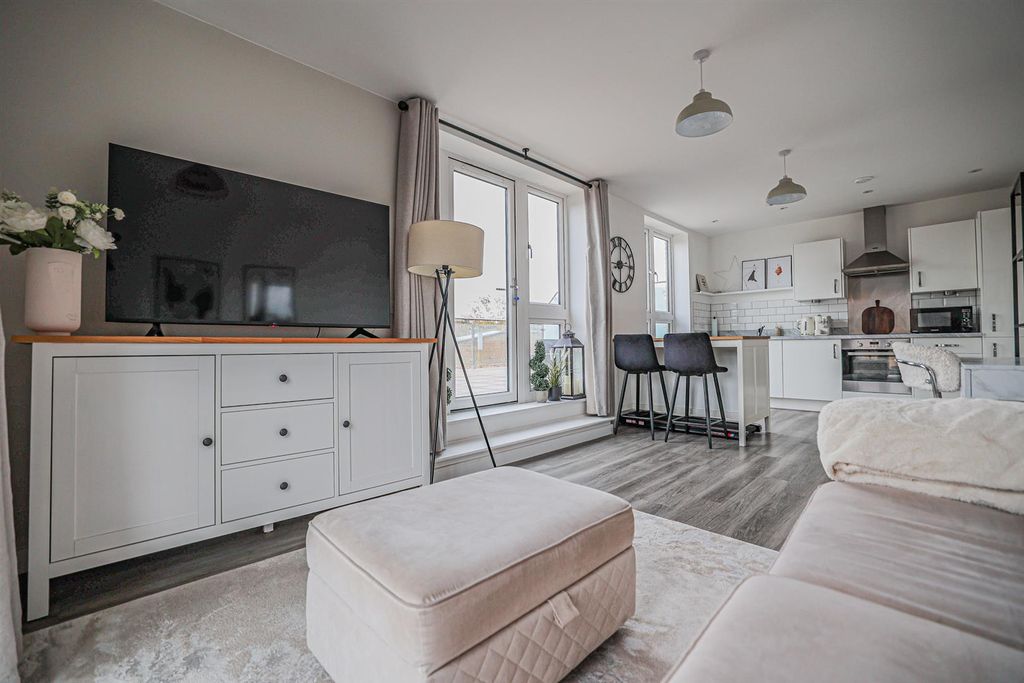 Property photo 1 of 24 980A7689.Jpg