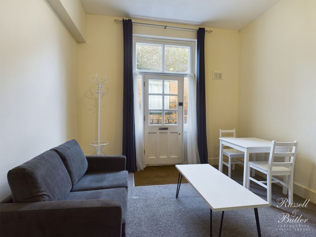 Property photo 2 of 7 Cam02127G0-Pr0265-Still004