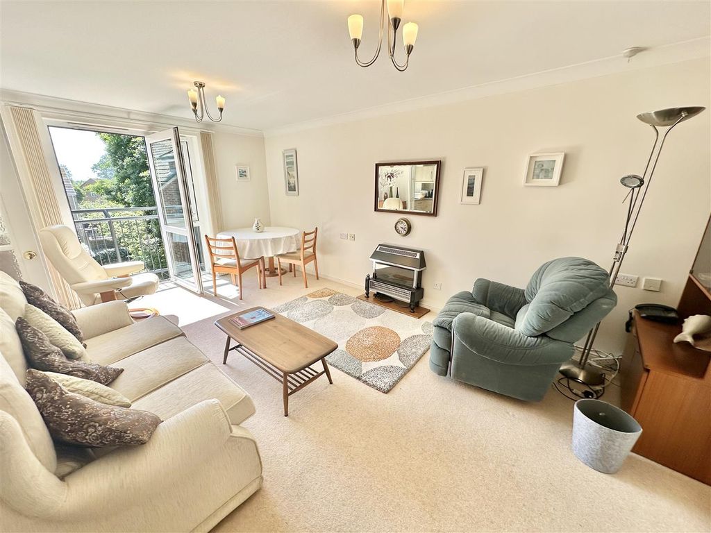 Property photo 3 of 13