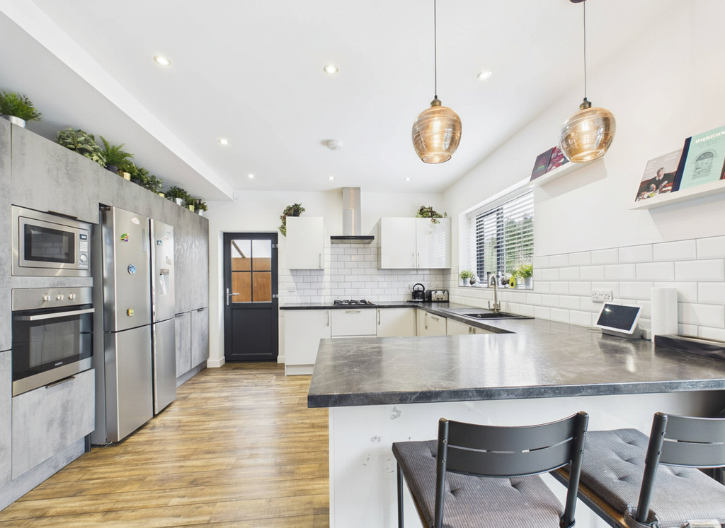 Property photo 2 of 13 Cam03830G0Pr0267Still016001