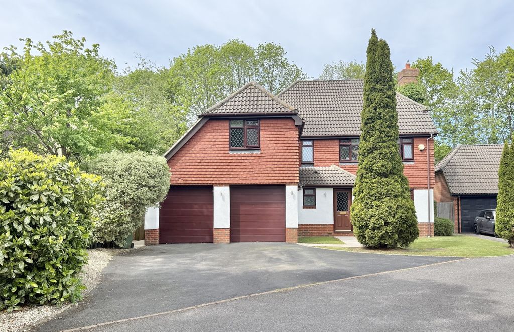 Property photo 1 of 24