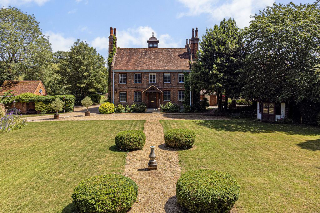 Property photo 1 of 17