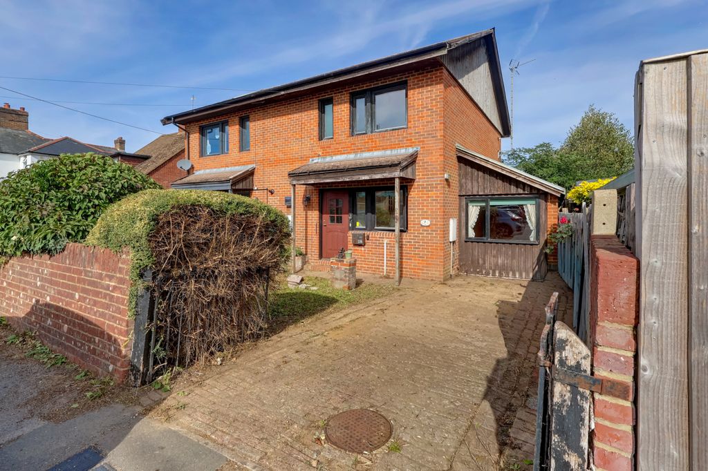 Property photo 1 of 14 Picture No. 01