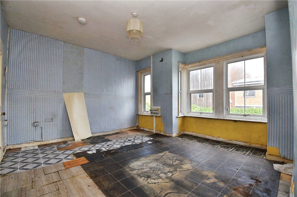 Property photo 3 of 7 Picture No. 06