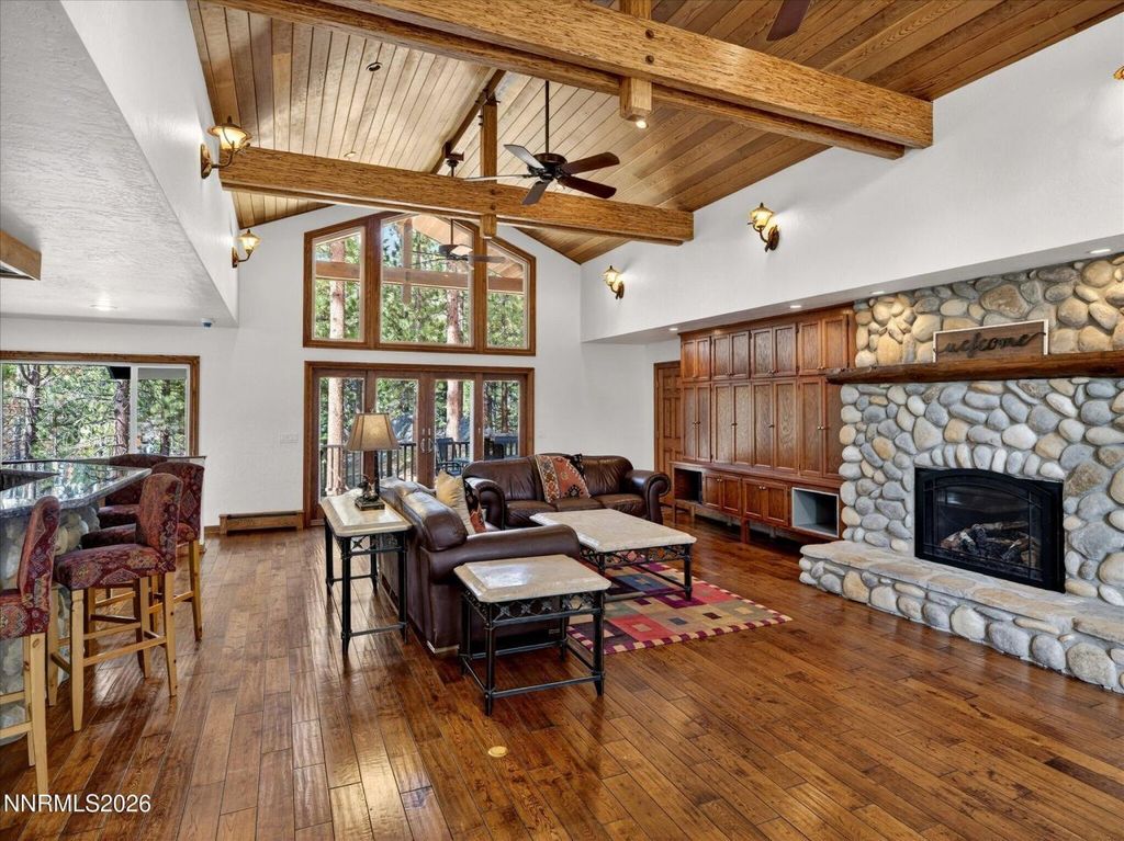 Property photo 1 of 28