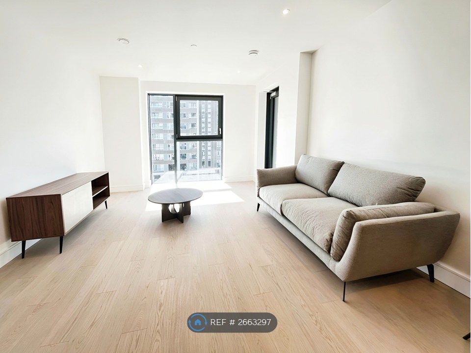 Property photo 2 of 16 Living Room