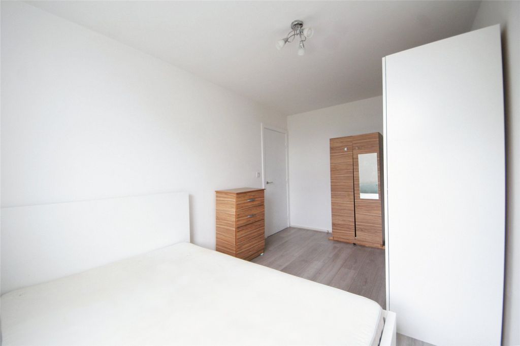 Property photo 3 of 12 Picture No. 29