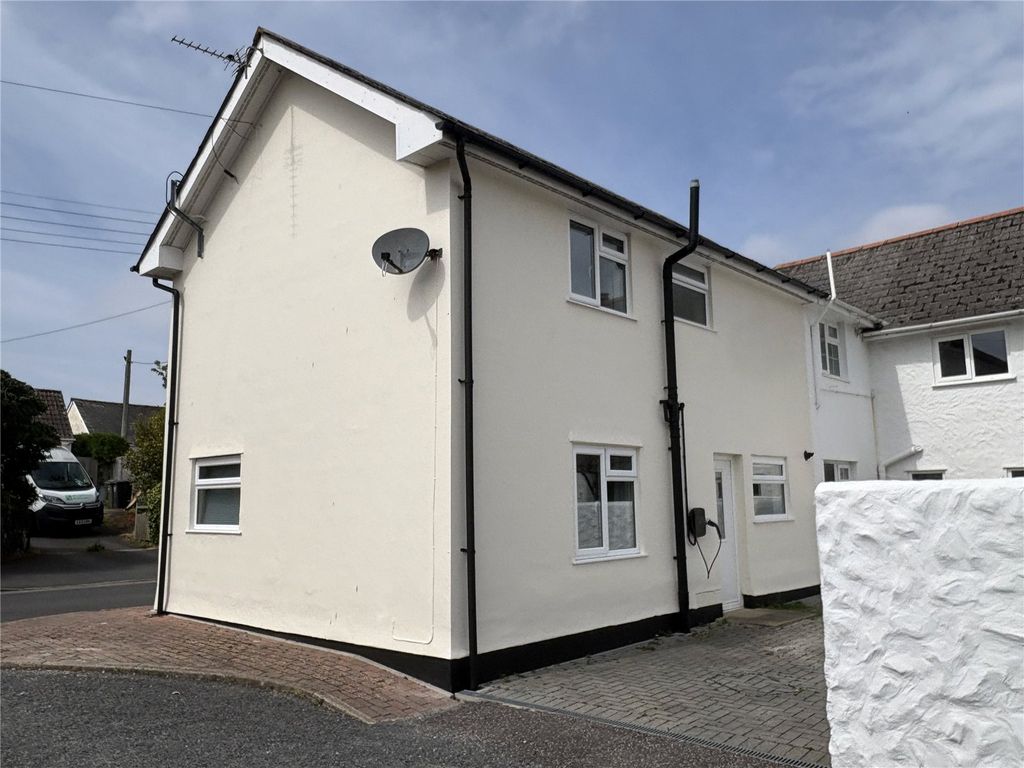 Property photo 2 of 11 Picture No. 14