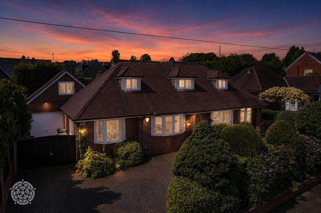 Property photo 3 of 48 Twilight