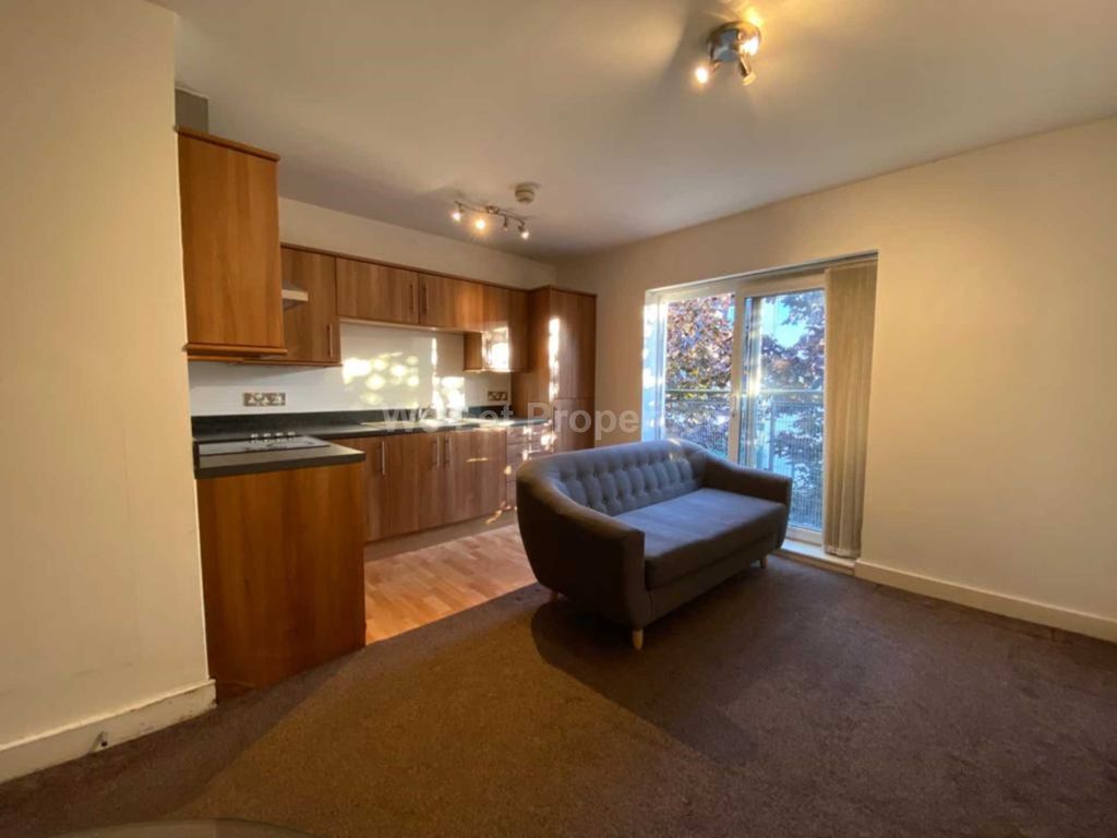 Property photo 3 of 11