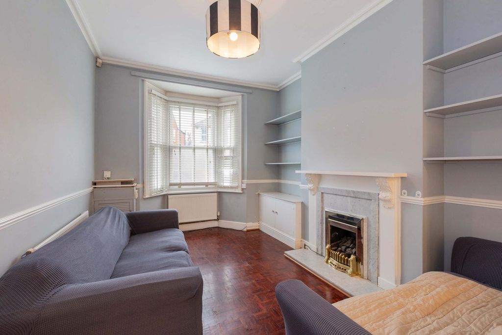 Property photo 3 of 13