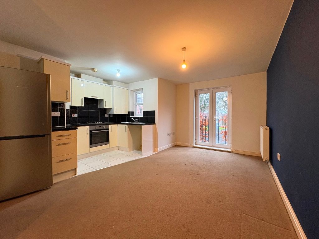 Property photo 2 of 9